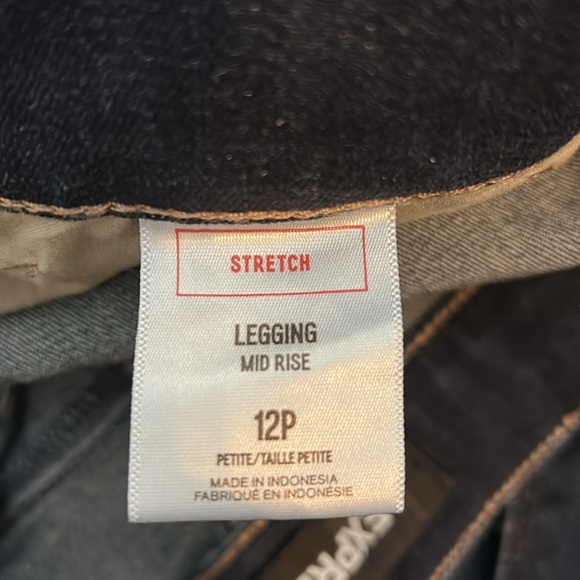 Express Women's Navy Distressed Skinny Jeans - Picture 6 of 7